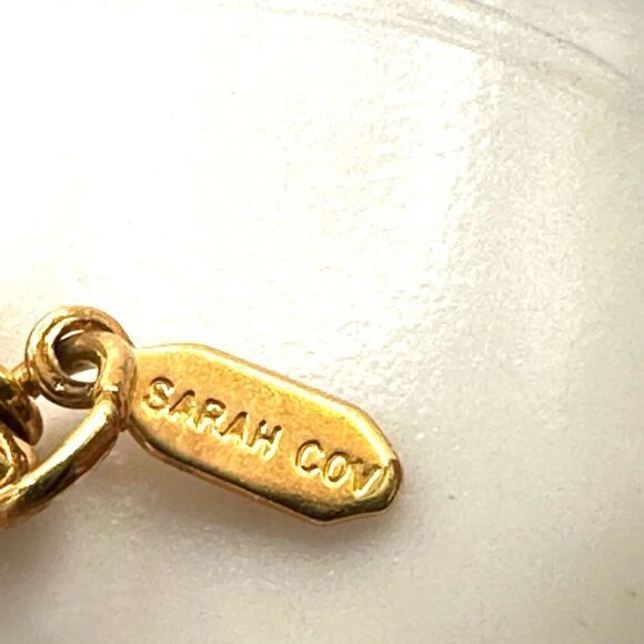 Richelieu faux pearl gold tone pendant necklace - Picture 7 of 12